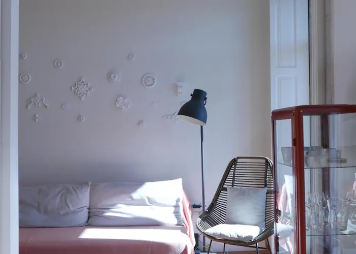 Breiner Apartment, Arts District アパート